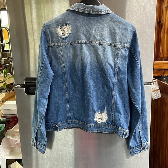 Blu(edit) Beautifully distressed denim jacket women’s size XL western wear - Picture 8 of 9